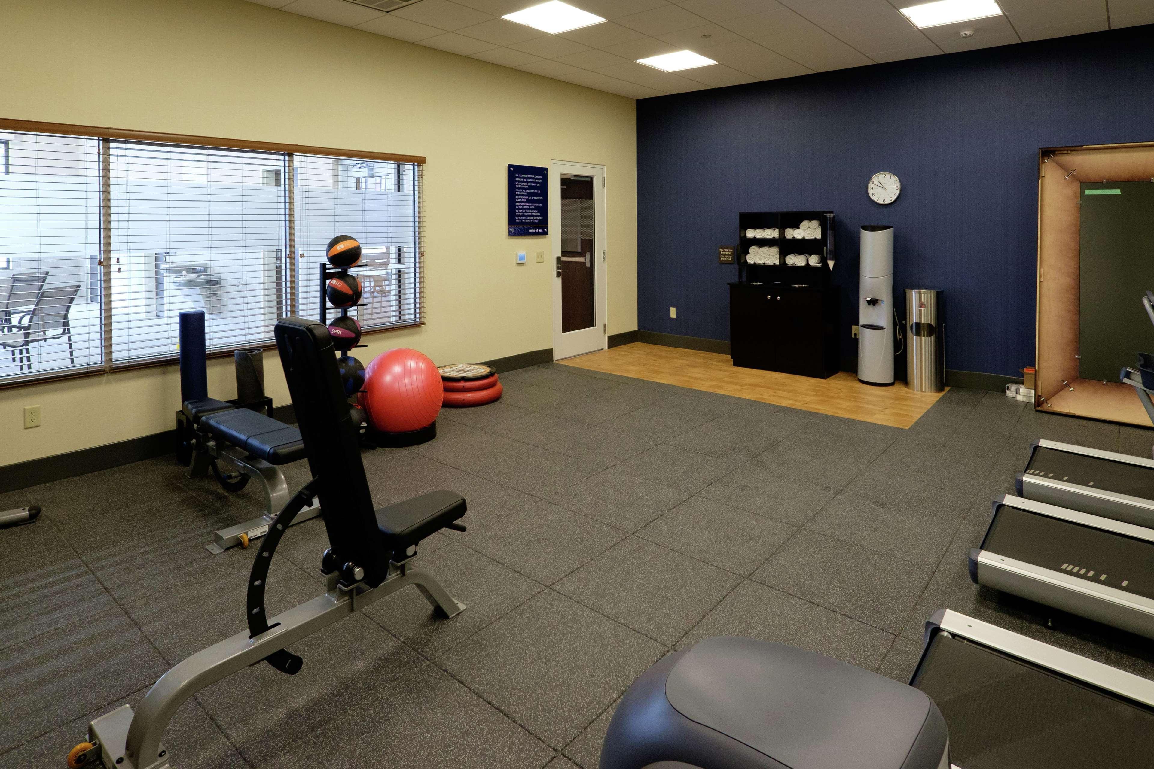 Hampton Inn Green Bay Downtown Екстериор снимка