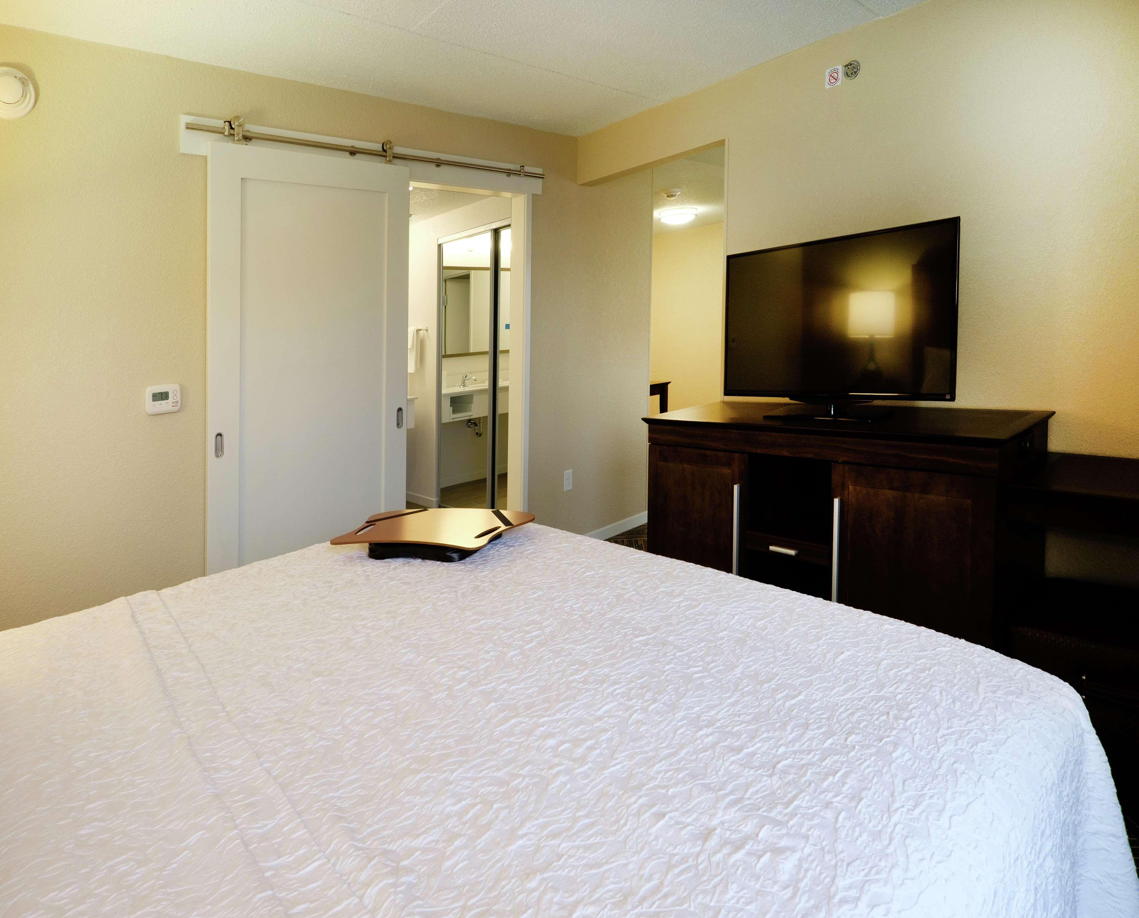 Hampton Inn Green Bay Downtown Екстериор снимка